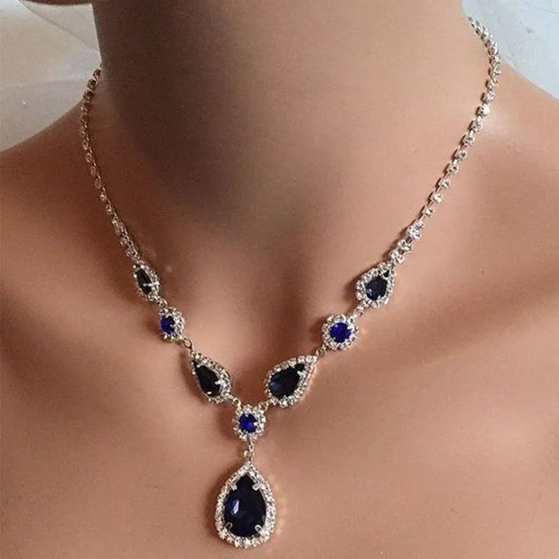 Fashion Ladies Water Droplet Crystal Pendant Necklace Full Bling Iced Out Rhinestone Zircon for Women Party Wedding Jewelry